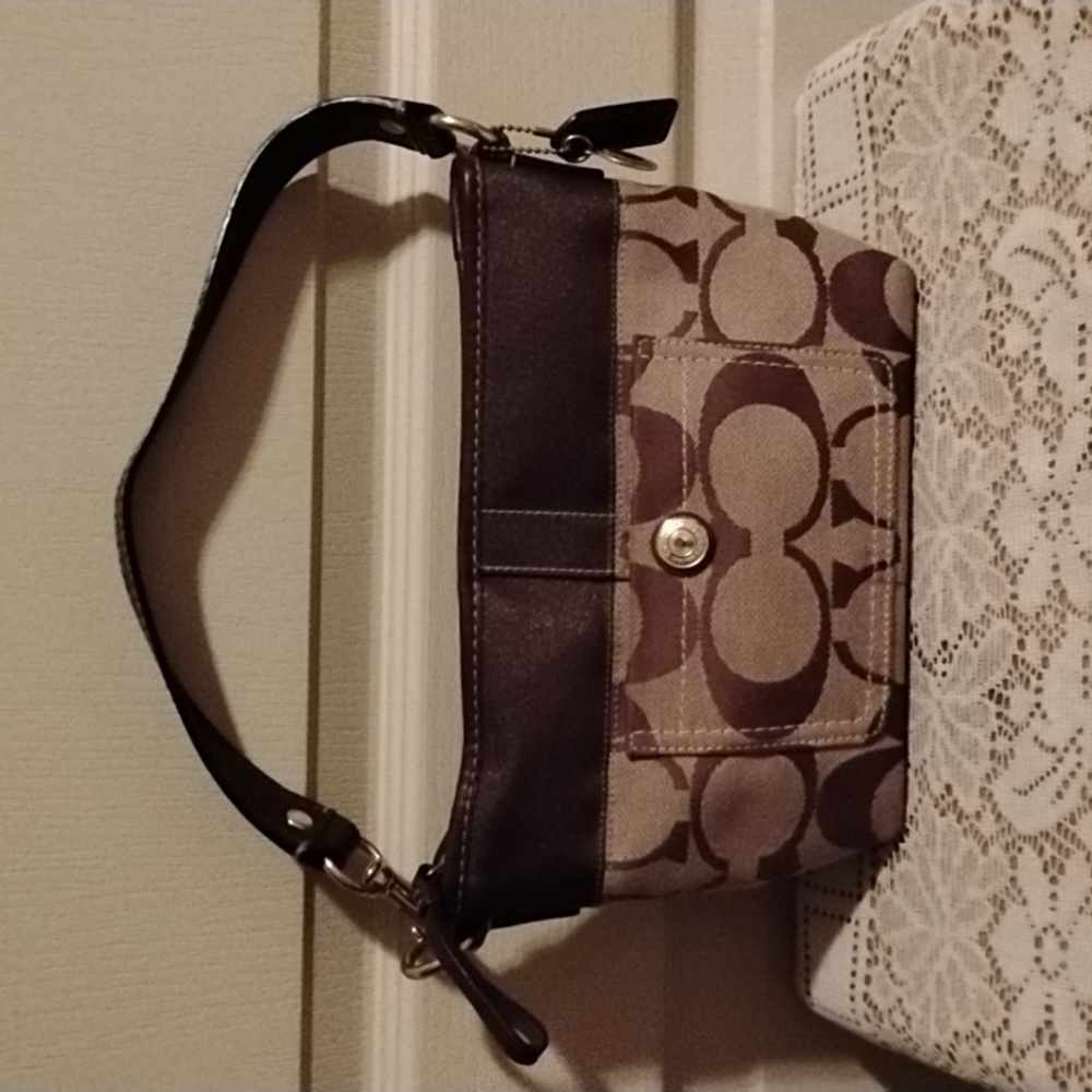 Coach Shoulder Baguette Classic Jacquard Handbag